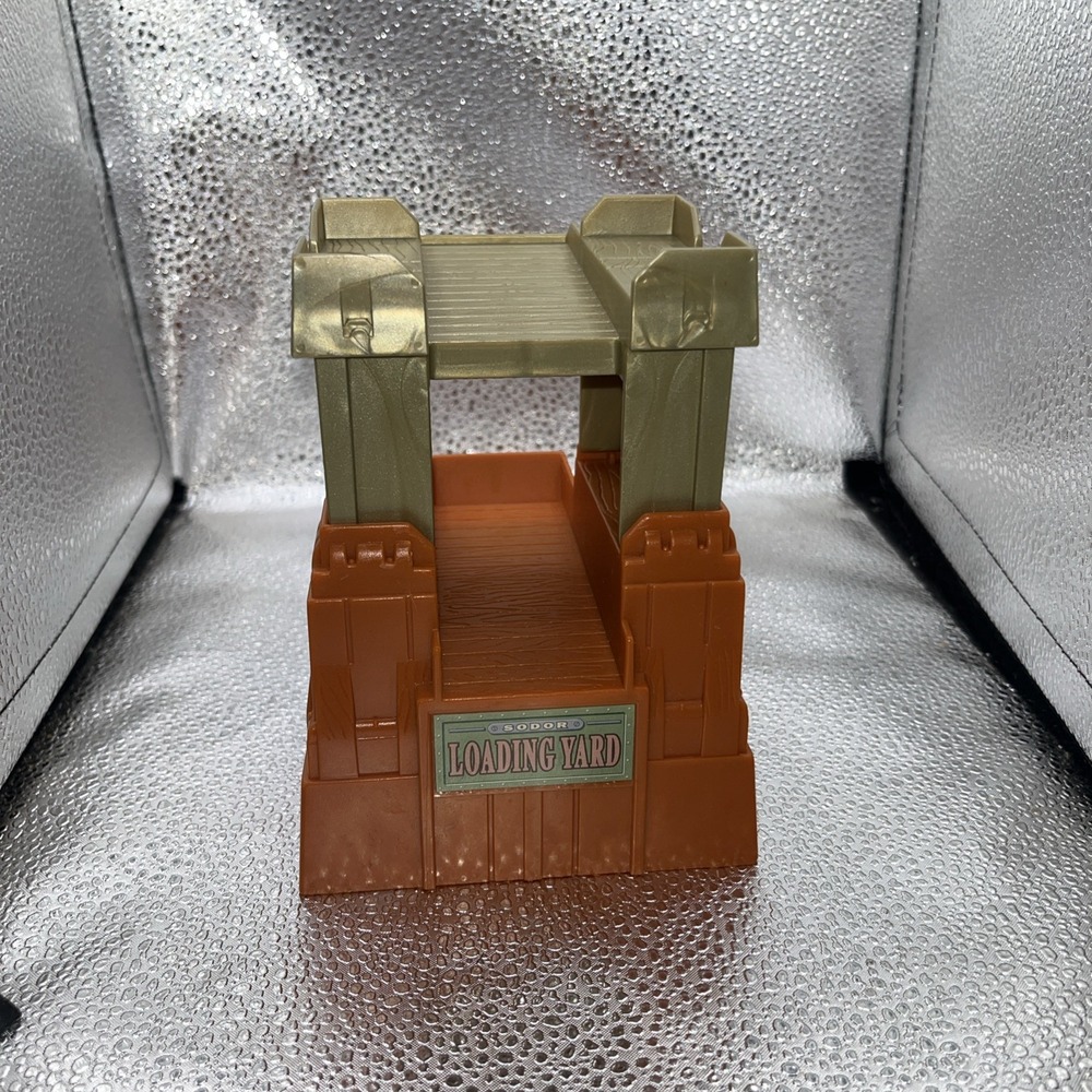 2004 Thomas & Friends Limited Loading Yard Decks